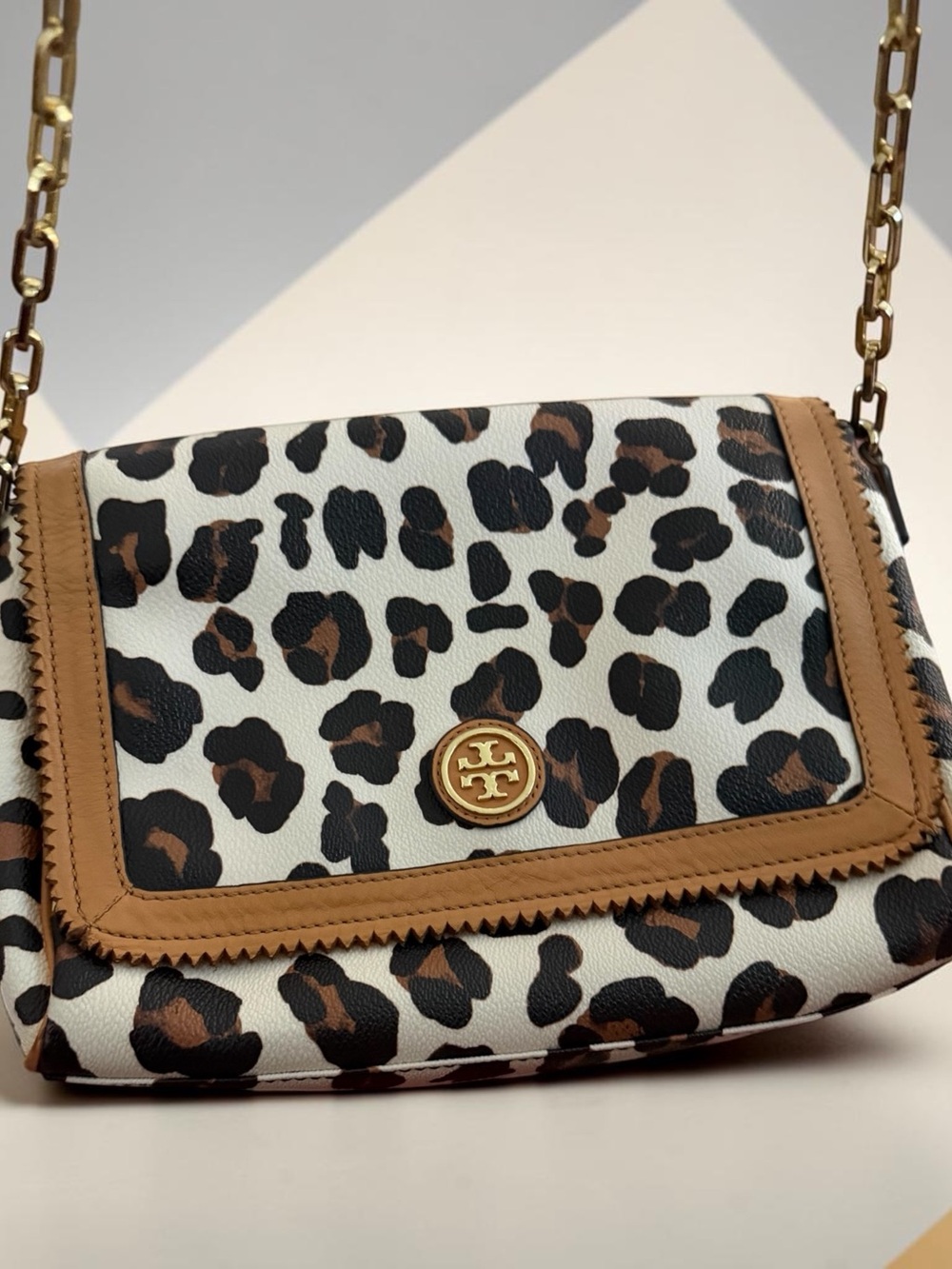 Tory Burch Leopard‑Print Crossbody • Tan Leather Trim • Gold Chain